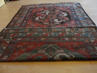 

   Antique   Cloudband  Kazak  ( Chondoresk )  19 th. century

   127 X 194  cm.  superb  natural  colors , archaic  ...