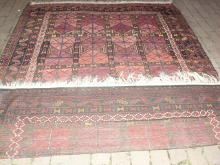  

  Fine  antique  Belutch  main  carpet  200 X 276  cm.
  very  unusual  feeld , Loustrus wool , nice natural colors ,
  ...