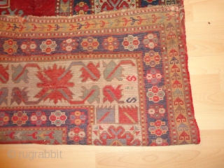 
  Antique   Kasack  rug  , mid  19 th. century   178 X 235 cm.

  Lustros wool  ,  superb natural  colours ,  ...