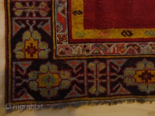    Unikat  antique  Kirshehir  Medjidi  Prayer  rug

   102 X 152  cm.

   Merry  Xmas  and  a very   ...