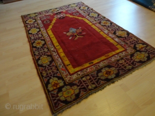    Unikat  antique  Kirshehir  Medjidi  Prayer  rug

   102 X 152  cm.

   Merry  Xmas  and  a very   ...