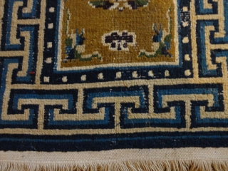 
   Nice  old  chinese  Peking  Baby  rug  56 X 74  cm. , round  1920

   Natural  colors , camel wool  ...