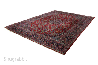 Kashan - Antique Persian Carpet

Size: 363x275 cm
Thickness: Medium (5-10mm)
Oldness: 80-100 (Antique)
Pile - Warp: Wool on Cotton
Node Density: about 300,000 knots per m²
mail: carpetu2@gmail.com          
