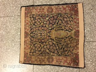 Small antique Kirman/ Kerman - Maybe around 1880 - thin and soft handle - worn condition but still elegant and decorative (Size: 46 x 48 cm) - professional washed    