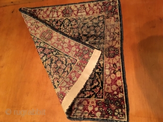 Small antique Kirman/ Kerman - Maybe around 1880 - thin and soft handle - worn condition but still elegant and decorative (Size: 46 x 48 cm) - professional washed    