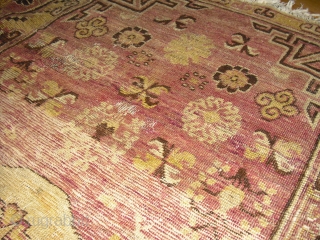  East Turkestan  Khotan  Fragment - very soft and glossy wool - shipping worldwide possible                