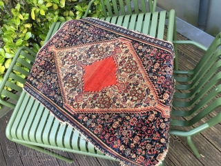 Senneh, kurdish, Antique small rug, FRAGMENT, great colors and very fine waive. Beautiful open field in red. size: approx. 93 cm x 60 cm. A very rare piece.     