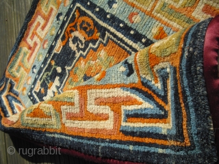 Tibetan mat - meditation rug - probably around 1910 - clean and very nice condition - Size: 80 x 67 cm - worldwide shipping possible        