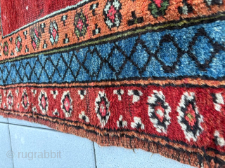 Antique 
Karaman Konya Rug
probably from 1850 - 1875 maybe older
very worn and with damages

but a very rare village rug

the piece has been washed professionally

in the event of any questions please let me  ...