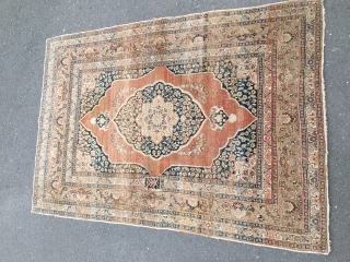 Antique Tabriz - Maybe from around 1910 - well used - one bad repair - would Benefit from a wash - still decorative
Size: 129 cm x 186 cm
     