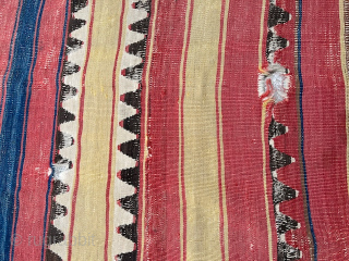 Antique 
Anatolian Kelim/ Kilim

maybe from the mid of 19th century (approx. 1850) maybe earlier?
great natural colours

in a worn condition

Size: 140 cm x 90 cm

tammo_koenig@aol.com         