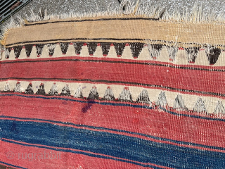 Antique 
Anatolian Kelim/ Kilim

maybe from the mid of 19th century (approx. 1850) maybe earlier?
great natural colours

in a worn condition

Size: 140 cm x 90 cm

tammo_koenig@aol.com         