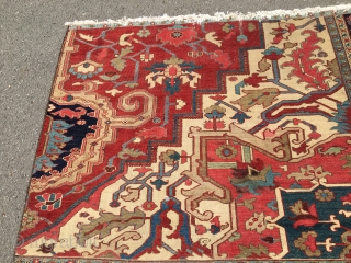 Heriz Fragment - attractive colors - a few stains - good wool - around 1900
Size: approx. 150 cm x 185 cm - washed some months ago - signs of use   