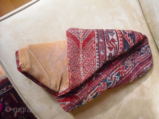 Pillow made of a Qashqai Rug Fragment - good condition - soft and glossy wool - with Zipper on the backside - Size: 42 cm x 39 cm - shipping worldwide  