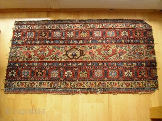 large Border Fragment - North West Persian - maybe Ferahan - very nice colours (including slightly corroded apple-green) and glossy soft wool / Size: 120 cm x 65 cm    