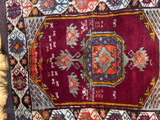 Anatolian Vintage 
Village Rug
I have no clue about the age - maybe 1950 ? or older

not antique but a rare and cosy piece

Needs a wash.

If you are interested, please email me: tammo_koenig@aol.com 