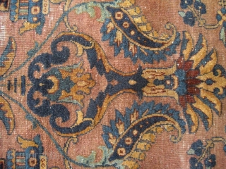 Persian Fragment (Kerman or Keshan) - 19th - great colours - shiny wool - brown slightly corroded - size: 52cm x 45cm           