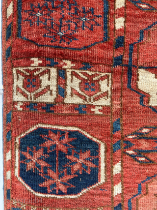 Antique Tekke Turkmen main carpet, 5'11 x 7'7, early nineteenth century, as indicated by the size and various other features -  simple border system of early type with only a barber  ...