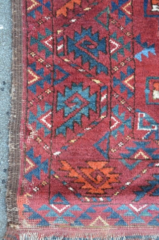 Amu Darya Ersari main carpet, 227 x 182 cm, some old repairs and damages on the upper end. Deep saturated dark red ground color. "Sary" main gul. Secundary gul is shown in  ...