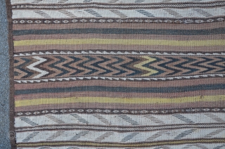 Central Asia "Kashgari" flatweave, probably from Kirgistan, 410 x 147 cm                      