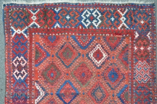 Sarkisla carpet made by Kurdish tribes, central Anatolia Sivas region. 19th C. 204 x 129cm                  