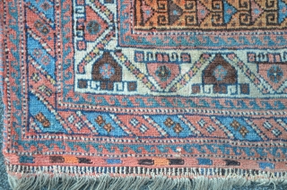 Antique Khamseh, 196 x 142 cm, as found condition with some little damages and one old restoration.                