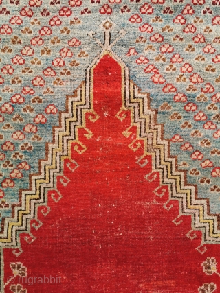 Kirsehir prayer rug with "Cintamani" field design, 143 x 93 cm                      