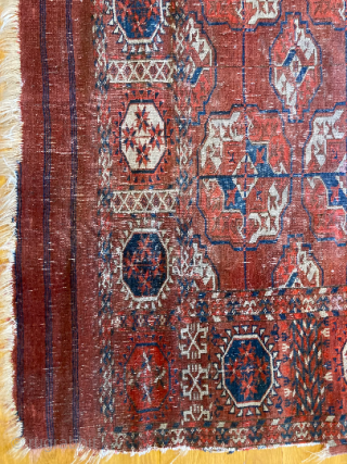 8’6” x 6’8” Antique Tekke Main Chuval Gol Rug [116].

An antique Tekke main rug. A pattern that displays 4 X 10 gols with the rare chuval gol. Including a maroon field, and  ...