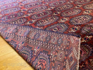 9‘8“ X 7’ 19th Century Tekke Main Rug [110]

An antique Tekke main carpet from the second half of the 19th century. This vibrant rug displays a 4 X 13 Salor gol pattern  ...