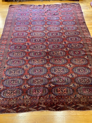 9‘8“ X 7’ 19th Century Tekke Main Rug [110]

An antique Tekke main carpet from the second half of the 19th century. This vibrant rug displays a 4 X 13 Salor gol pattern  ...