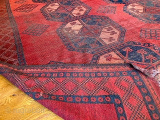 13' x 9'3" Ersari Main Carpet [080]

An antique Ersari large main carpet. Blue and orange gols on a cherry red field  with a grid diamond secondary gol. Great condition for it's  ...