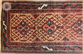 TR 11811 - 
Antique Baluch balshti rug circa 1910 wool and camel hair on wool foundation
Very good condition
Size : 0.88m x 0.36m  2`11" x 1`2"       