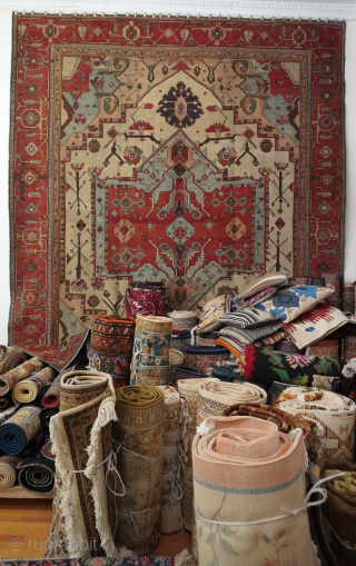 Antique Heriz/Serapi Persian Rug, size is 10'2" x 12'7" ft ( 310 x 384 cm.) wonderful condition, hand washed, minor areas of re-knotted done professionally.        