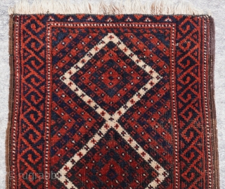 Antique Baluch Balisht (1'4" x 2'3"ft)                           