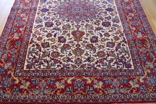 Antique Isfahan kurk wool pile and silk foundation, 4'10" x 7'5" , very good original condition , no repairs, no wears, circa 1900 or older.        