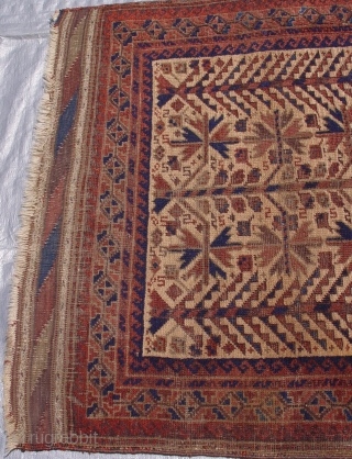 Antique Balouch rug, 2'8" x 4'3" (82 x 130 cm).                       