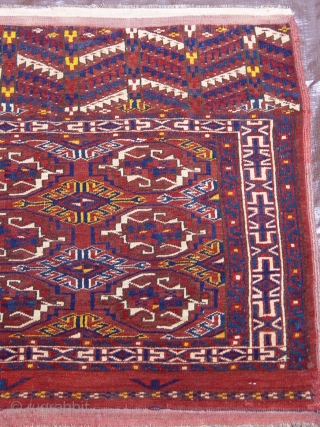 Antique Yomut Turkmen Torba, size: 2'8" X 3'7" , very good original condition.                    