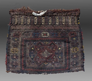 Baluch Flat Woven "Chanteh" (personal bag), W. Afghanistan, 19th C., 1'3" x 1'1"

An unusual flat woven "chanteh" from western Afghanistan featuring an old, seldom seen pattern in the fiield.

The condition indicates it  ...