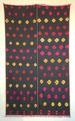 Floral Phulkari.
Silk floss on hand loomed cotton. Two panels joined with silk herring bone stitch.
52x88 inches
Punjab, India
Early 20th century              