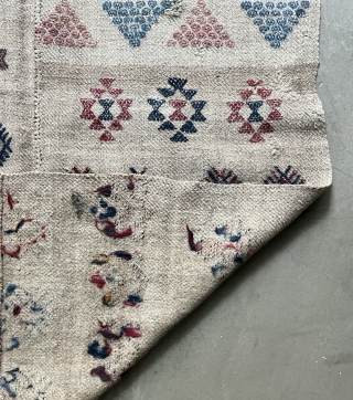 A beautiful antique Bhutanese textile. Made from sheep's wool. 140 x 69 cm. info@thomaswild.com                   