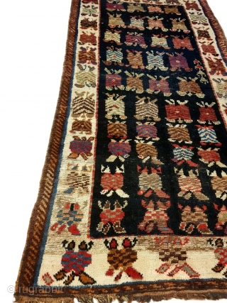 Collectable Old Gabbeh Rug (200x110cm)

WhatsApp: +32465752377                           