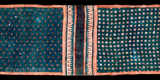 Gujarat: Three panel cloth. Found in Sulawesi. Age: 16th/17th c. Size:428x76cm. see www.tinatabone.com                    