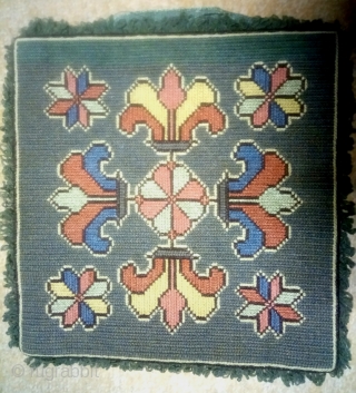 Swedish cross stitch, no: 423, size: 31*31cm.                          