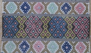 Antique Swedish Kilim, no: 283, size: 142*45cm, 19th century, wool on cotton, all natural colors.                  