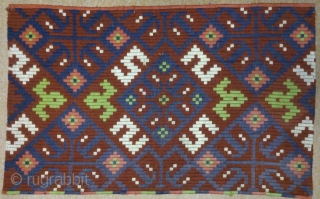 Antique Swedish embroidery(wool) on linen, no: 210, size: 97*60cm.                        