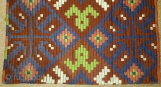 Antique Swedish embroidery(wool) on linen, no: 210, size: 97*60cm.                        