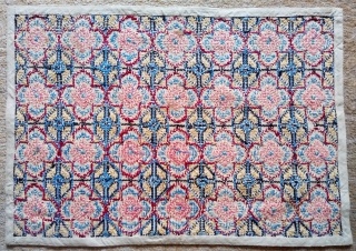 Antique Swedish cross stitch wool on linen, no: 381, size: 53*53cm.                      