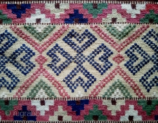 Antique Swedish kilim(Rolakan technique), no: 353, size: 119*52cm, wall hangings.                       