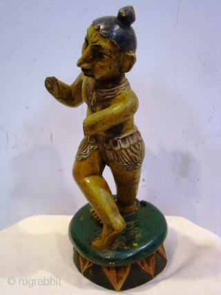 OLD WOODEN KRISHNA FROM SOUTHERN INDIA KARNATAKA....
USED AS STATUE OR TOY FOR CHILDREN....                    