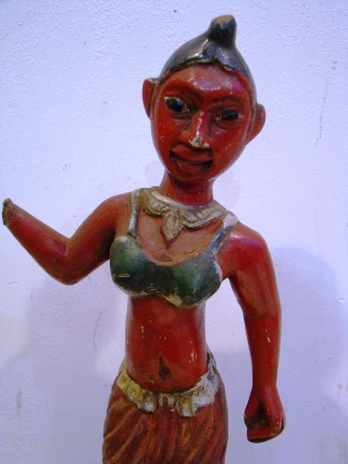 OLD WOODEN GODDESS RAD-HA.....
USED AS STATUE OR TOYS FOR CHILDREN                       